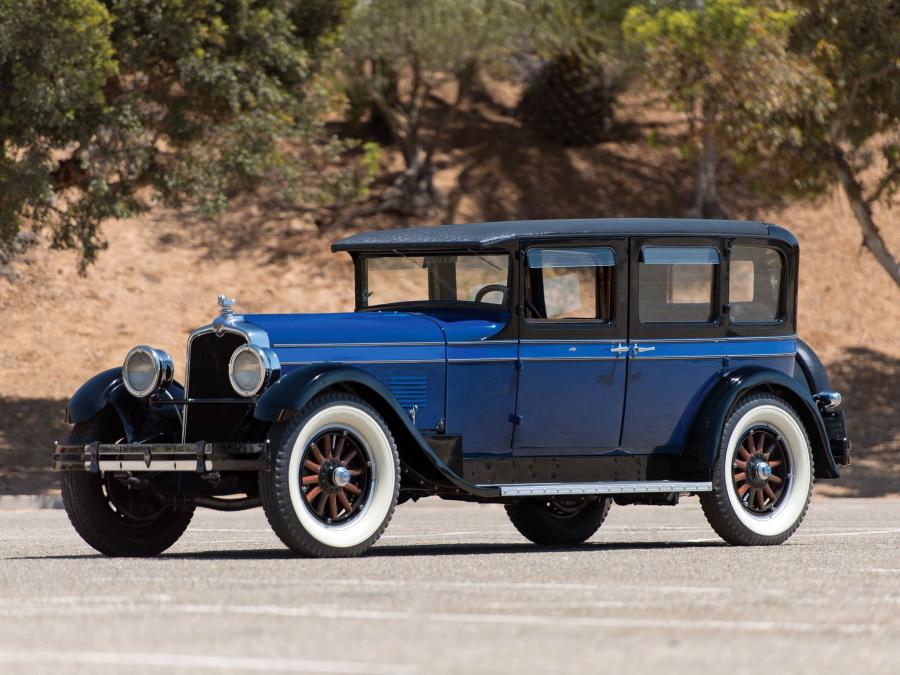  Stutz Model AA Vertical Eight 5-Passenger Sedan 1926 года  (фото 7 из 14)